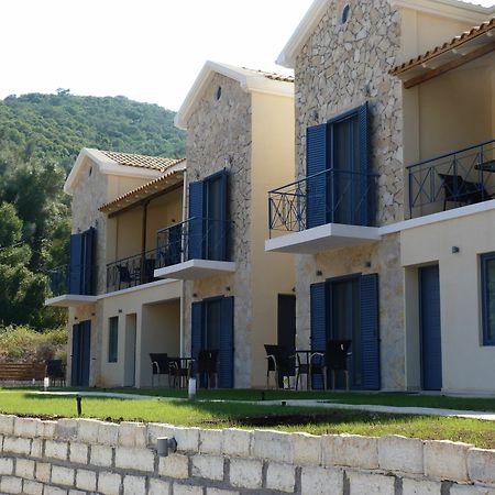 Ilianthos Apartments & Studios Mikros Gialos Ngoại thất bức ảnh