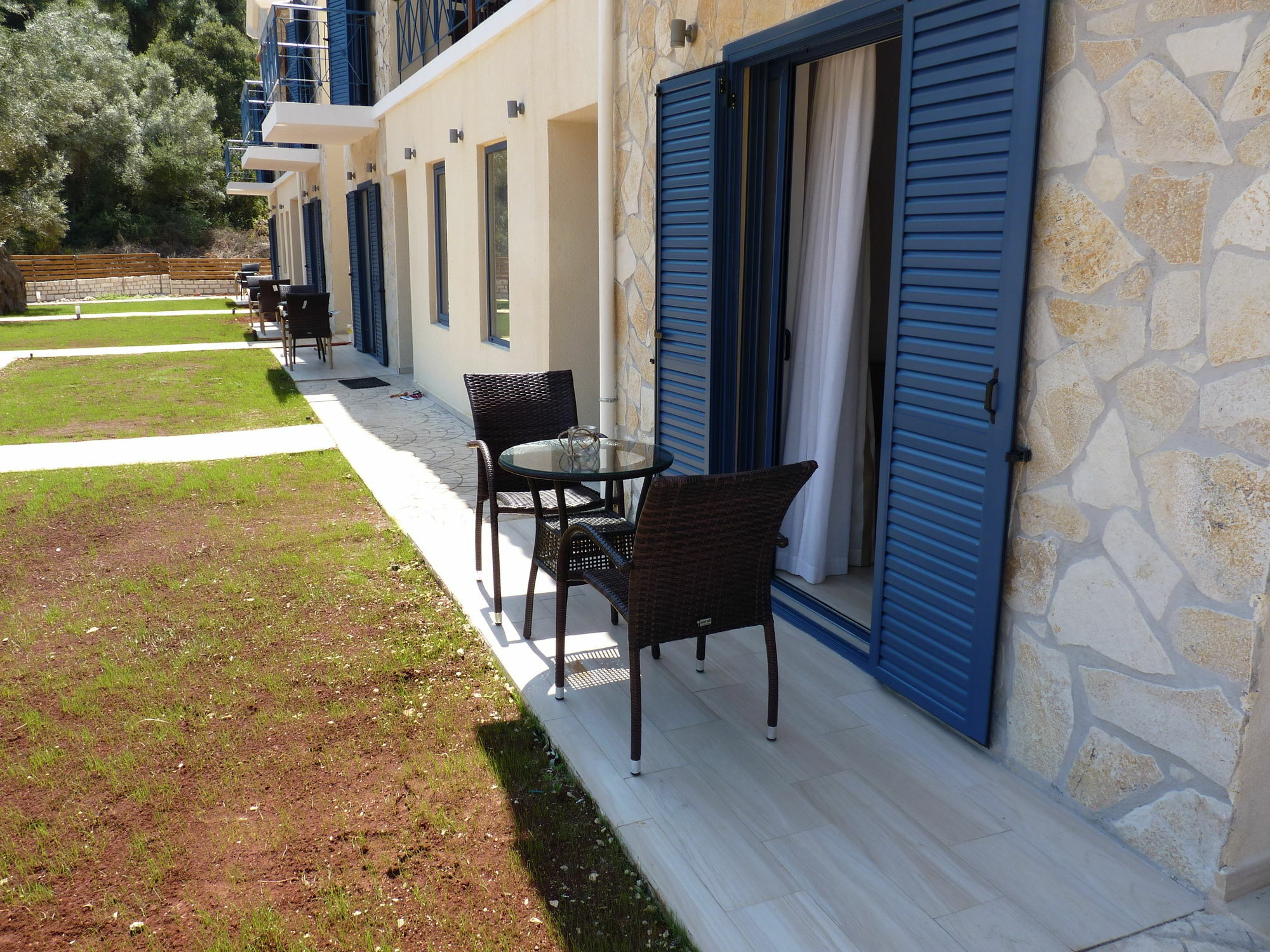 Ilianthos Apartments & Studios Mikros Gialos Ngoại thất bức ảnh