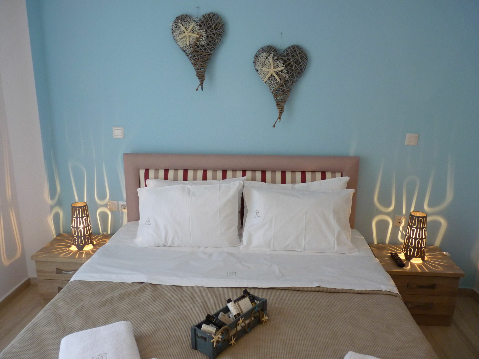 Ilianthos Apartments & Studios Mikros Gialos Ngoại thất bức ảnh